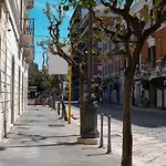 Konukevi Residenza Del Corso 4*