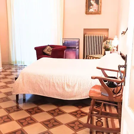 Residenza Del Corso * トラーニ